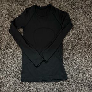 Black Lululemon Swiftly tech Long Sleeve Top